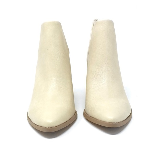 Sun + Stone Ankle Boots Eliza Ecru Faux Leather Almond Toe - Picture 3 of 11